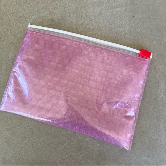 MOVED TO STEPHDECK04 -- GLOSSIER Bubble pouch, Pink, Small - Picture 2 of 4